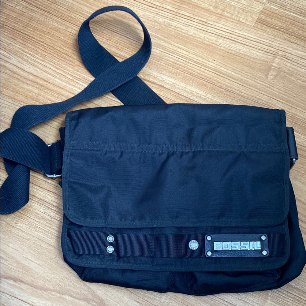 Fossil canvas messenger bag crossbody purse